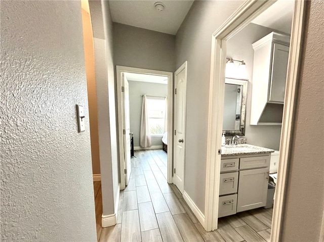 7186 Lake Placid Dr, Corpus Christi, TX 78414