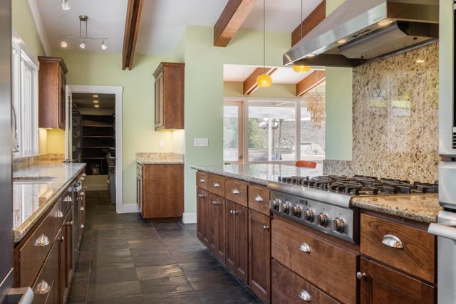 34 Hollins Drive, Santa Cruz, CA 95060
