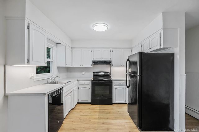 2 Linden Avenue, Holtsville, NY 11742