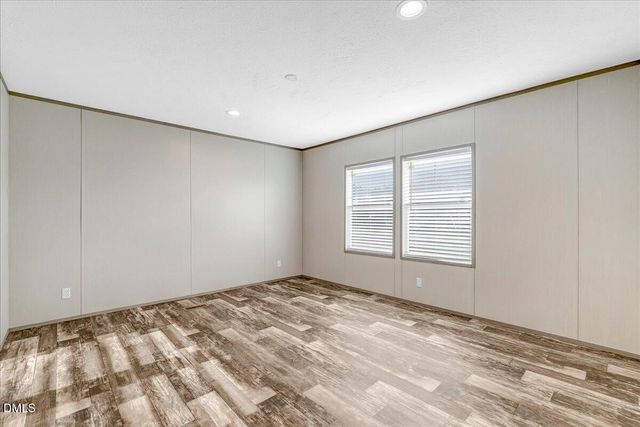 71 Falls Lane, Henderson, NC 27536