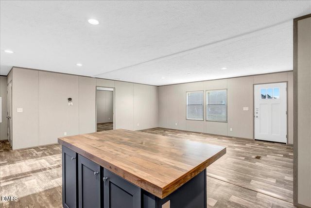 71 Falls Lane, Henderson, NC 27536