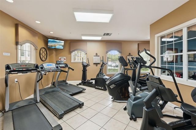 3561 CONROY ROAD 221, Orlando, FL 32839