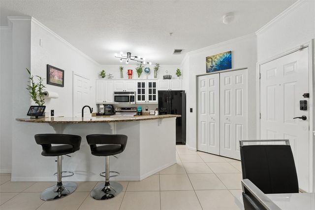 3561 CONROY ROAD 221, Orlando, FL 32839