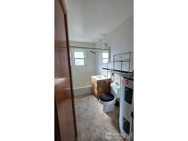 19140 Chambers Dr, Sterling, CO 80751