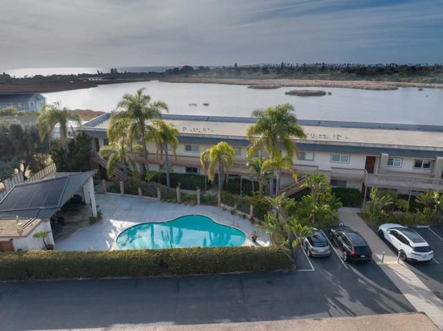 2475 Jefferson 103, Carlsbad, CA 92008