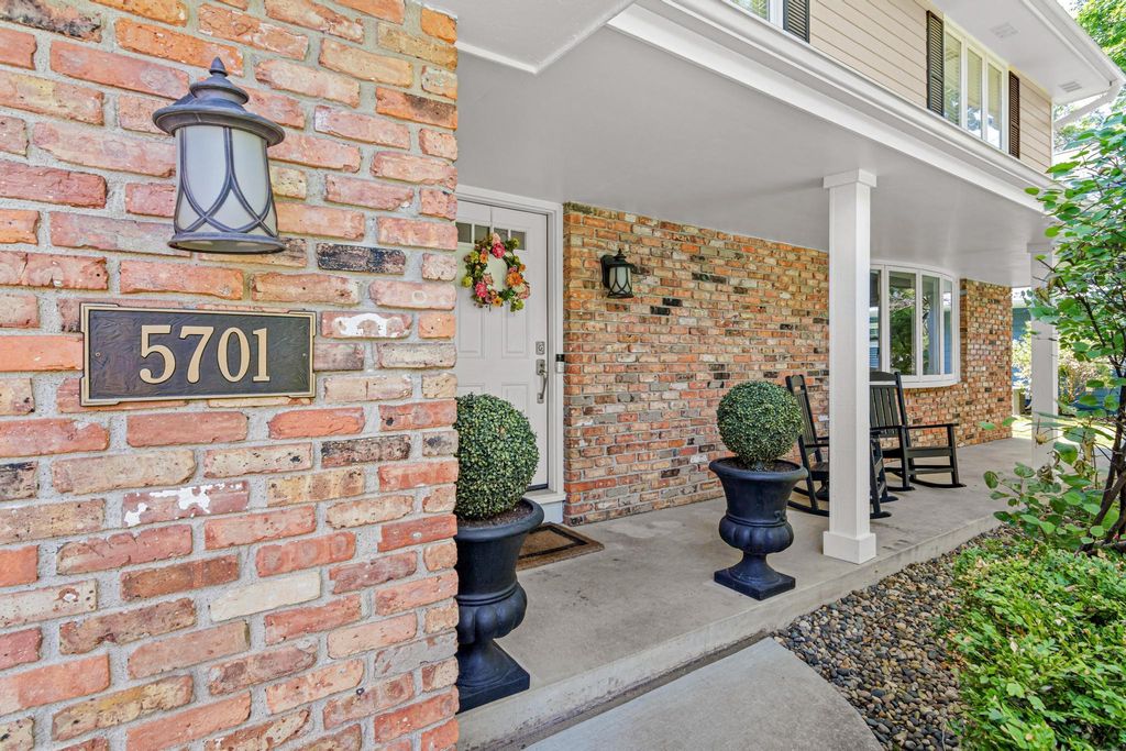 5701 W 66th Street, Edina, MN 55439 — photo 2