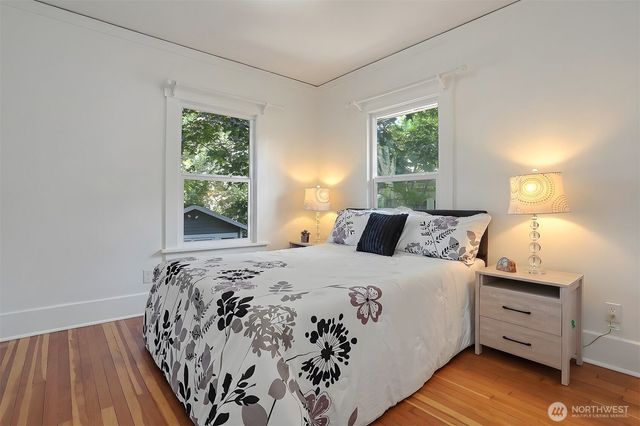 322 N 81St Street, Seattle, WA 98103