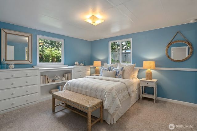 322 N 81St Street, Seattle, WA 98103