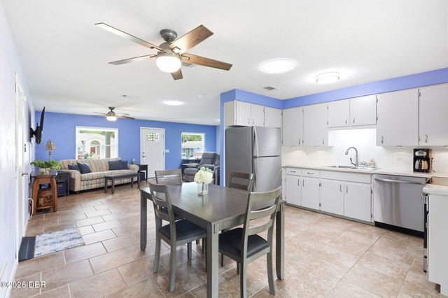 411 S Brooks Avenue, Deland, FL 32720