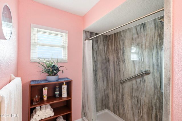 411 S Brooks Avenue, Deland, FL 32720