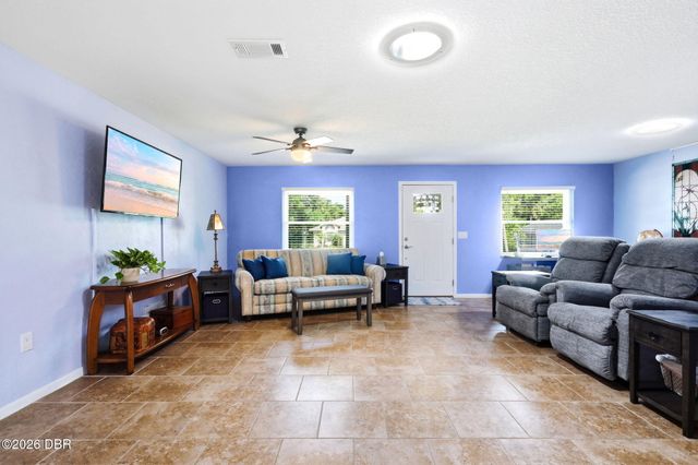 411 S Brooks Avenue, Deland, FL 32720