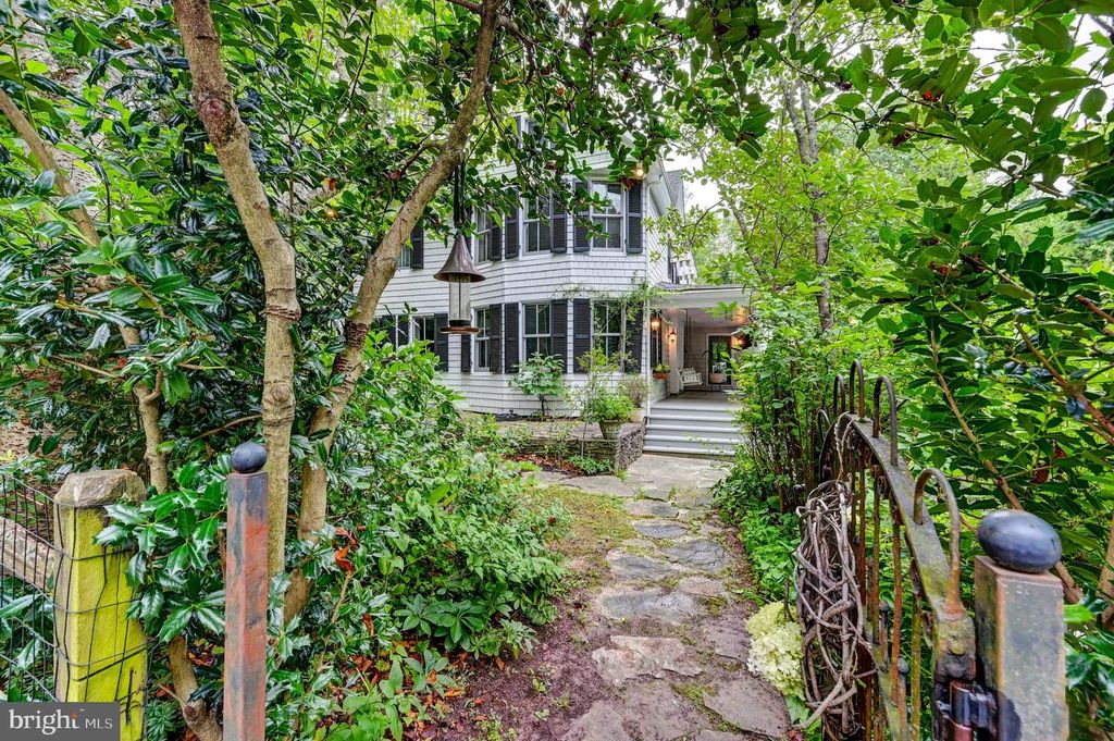 1505 LOCUST AVE, Towson, MD 21204