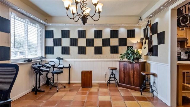 404 Inwood Drive, Friendswood, TX 77546