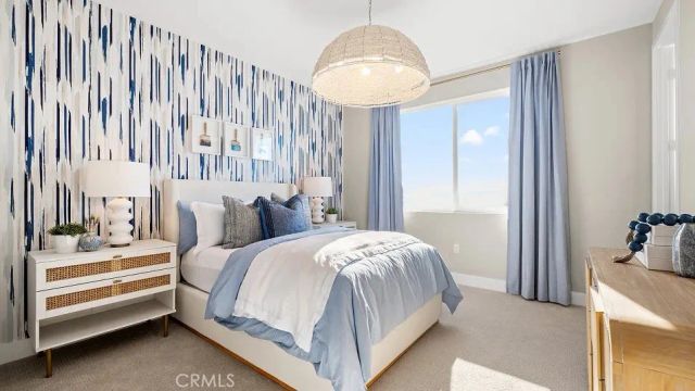 817 Sonia, Irvine, CA 92618