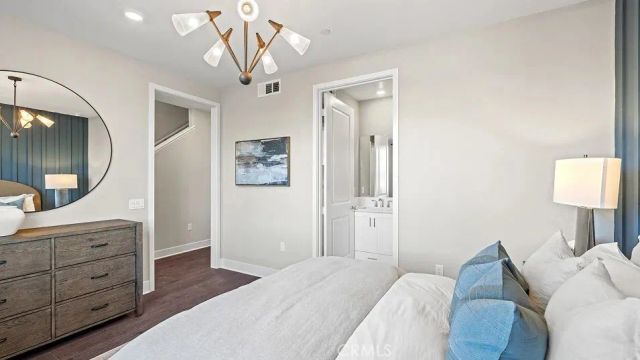817 Sonia, Irvine, CA 92618
