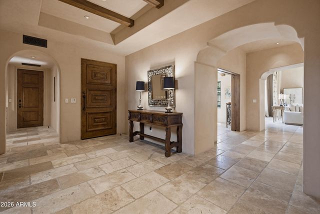 4949 E LINCOLN Drive 7, Paradise Valley, AZ 85253