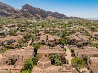 4949 E LINCOLN Drive 7, Paradise Valley, AZ 85253