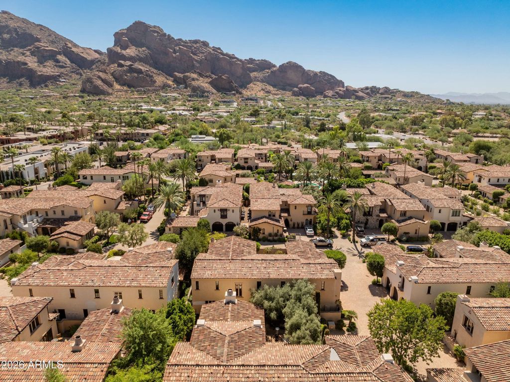 4949 E LINCOLN Drive 7, Paradise Valley, AZ 85253