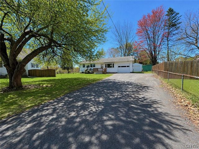 3 Dominica Court, Utica, NY 13502