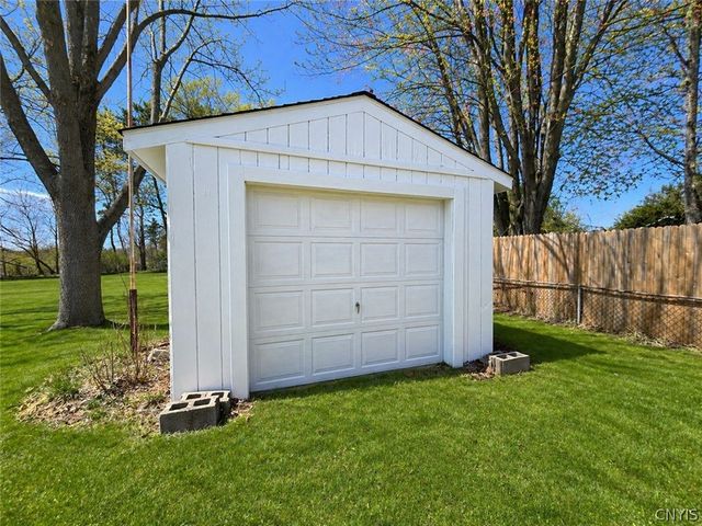 3 Dominica Court, Utica, NY 13502