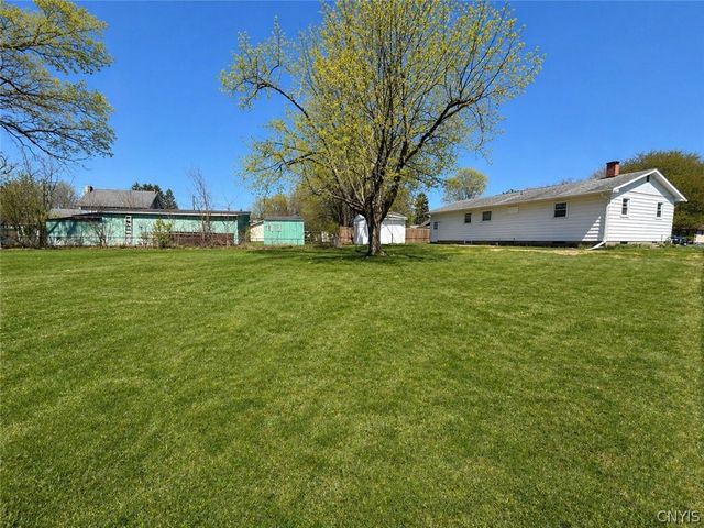 3 Dominica Court, Utica, NY 13502