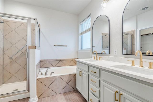 765 Reliance DR, Buda, TX 78610