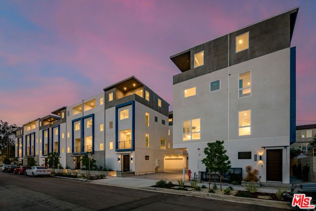 5851 David Avenue, Los Angeles, CA 90034