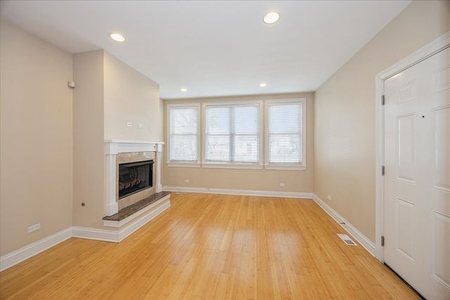 2425 W Arthington Street 1, Chicago, IL 60612