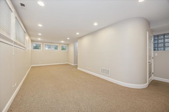 2425 W Arthington Street 1, Chicago, IL 60612