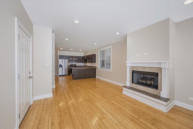2425 W Arthington Street 1, Chicago, IL 60612