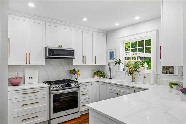 1741 Meadowdale Avenue NE, Atlanta, GA 30306