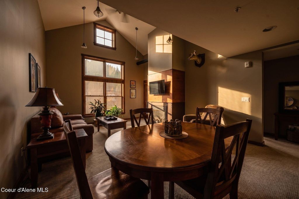 834 McKinley AVE W, Unit 407, Kellogg, ID 83837 photo 3