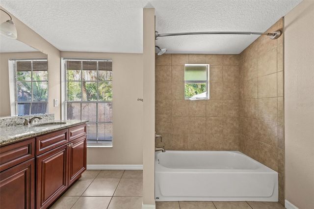 2501 W GRAY STREET, Tampa, FL 33609