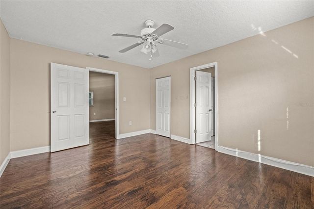 2501 W GRAY STREET, Tampa, FL 33609