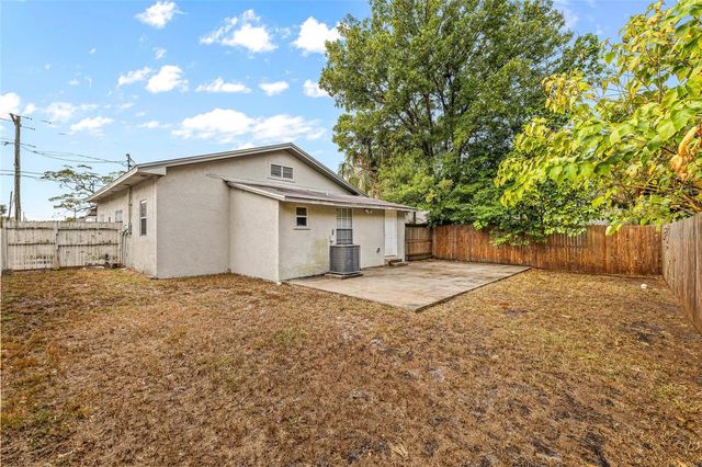 2501 W GRAY STREET, Tampa, FL 33609