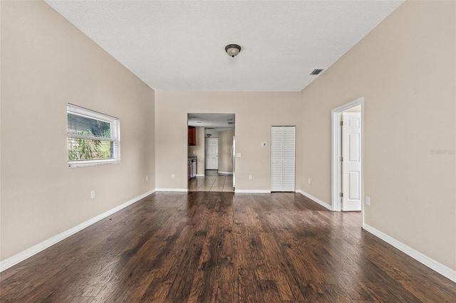 2501 W GRAY STREET, Tampa, FL 33609