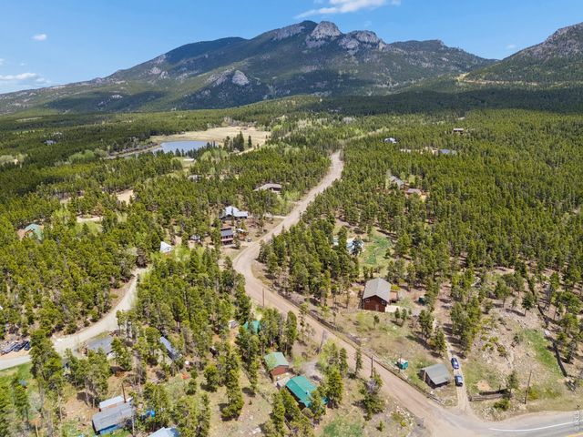 27 Gap Rd, Black Hawk, CO 80422