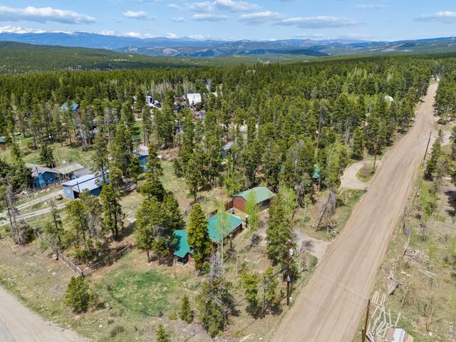 27 Gap Rd, Black Hawk, CO 80422