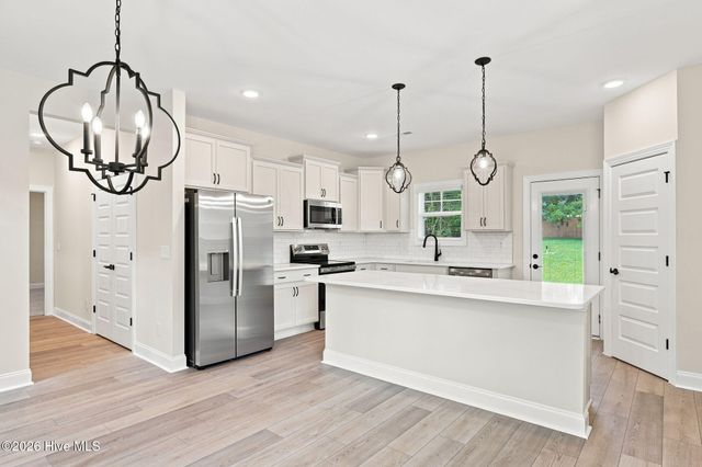 205 Telluride Court, Aberdeen, NC 28315