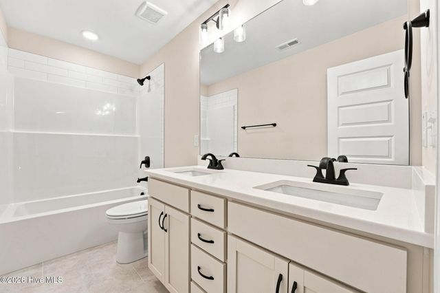205 Telluride Court, Aberdeen, NC 28315