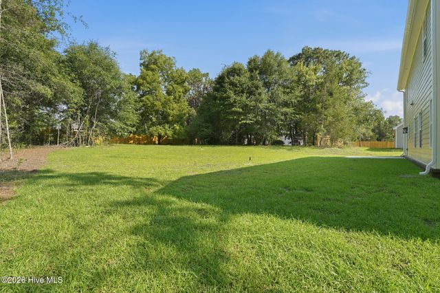 205 Telluride Court, Aberdeen, NC 28315