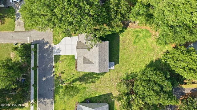 205 Telluride Court, Aberdeen, NC 28315