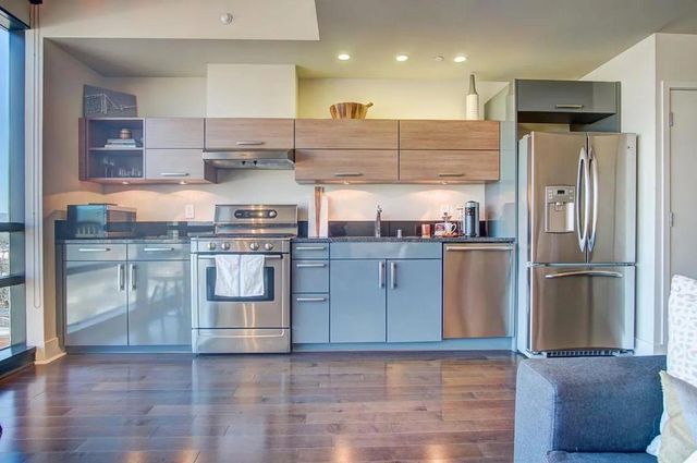 88 E San Fernando Street 1406, San Jose, CA 95113