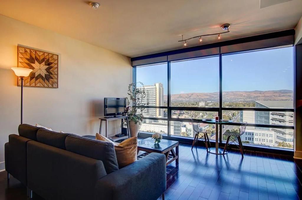 Image 12 of property listing at 88 E San Fernando Street 1406, San Jose, CA 95113