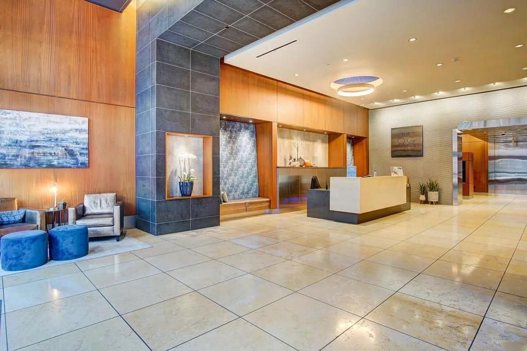 Image 18 of property listing at 88 E San Fernando Street 1406, San Jose, CA 95113