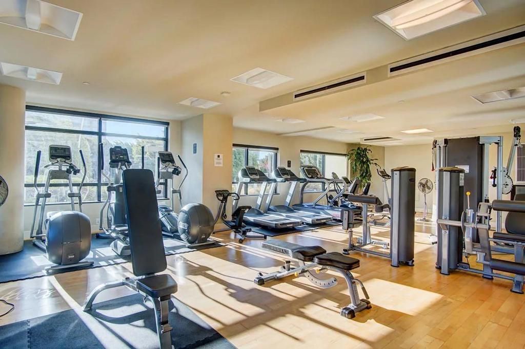 Image 27 of property listing at 88 E San Fernando Street 1406, San Jose, CA 95113