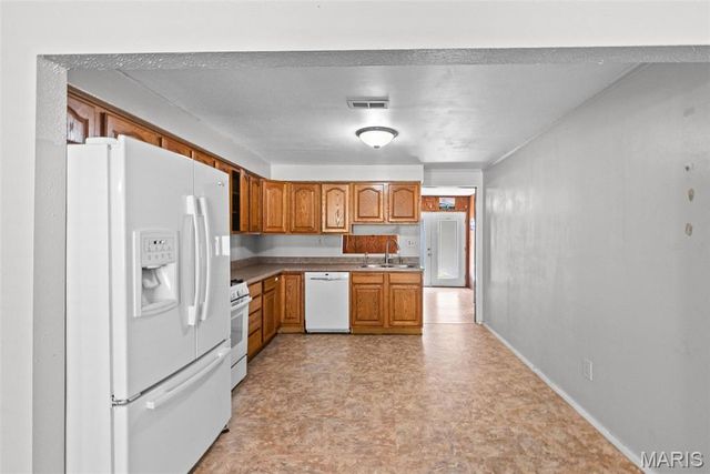 729 Dugger Street, Bethalto, IL 62010