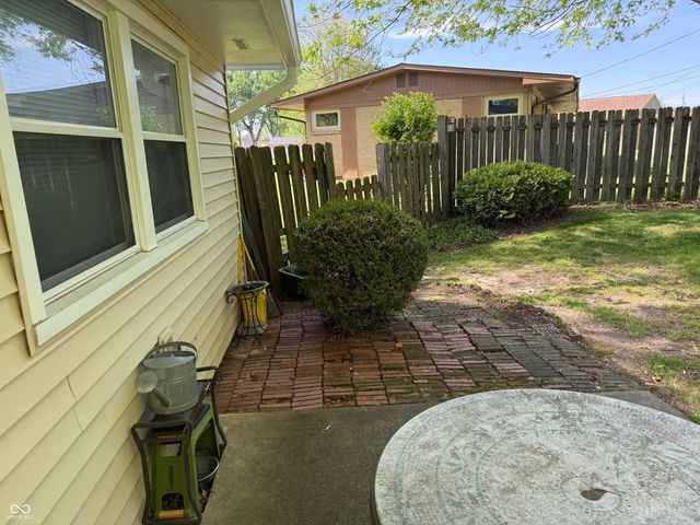 480 McCarty Drive, Greenwood, IN 46142