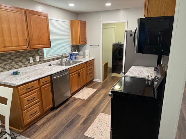 480 McCarty Drive, Greenwood, IN 46142