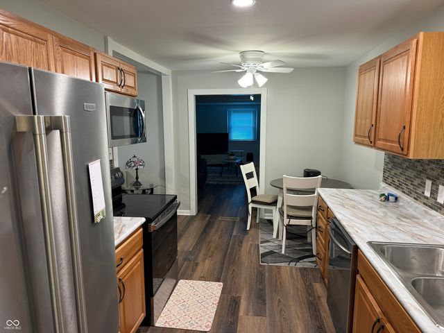 480 McCarty Drive, Greenwood, IN 46142